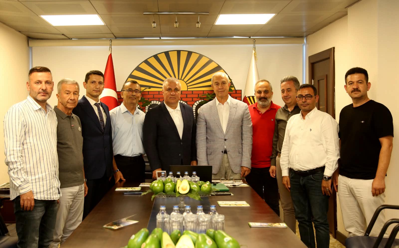 ALANYA  AVOKADOSU’NUN AVRUPA BİRLİĞİ COĞRAFİ İŞARET BAŞVURUSU ALTSO ÖNCÜLÜĞÜNDE GERÇEKLEŞTİRİLDİ...