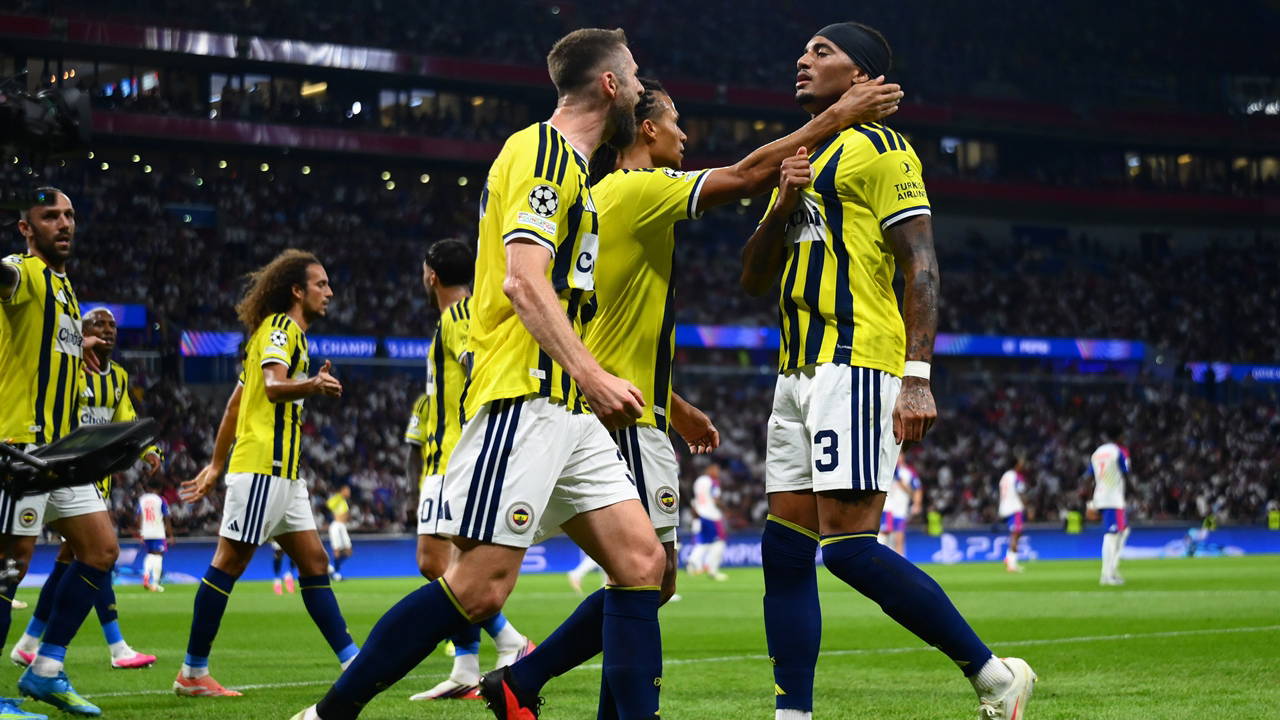 Fenerbahçe 18 yıl sonra UEFA Şampiyonlar Ligi'nde...