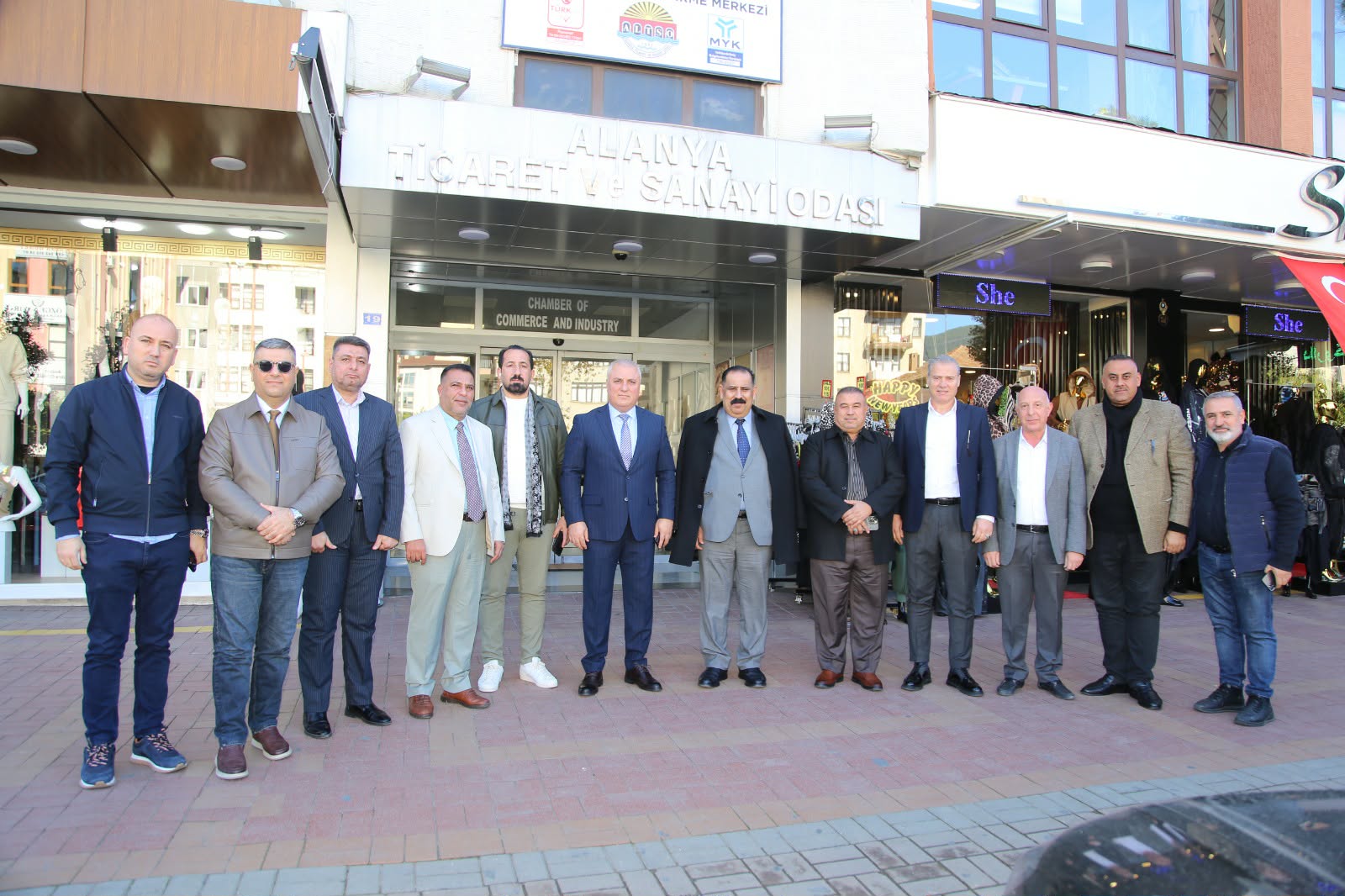 598624492 890085660248659 8352685476674941616 n c9351