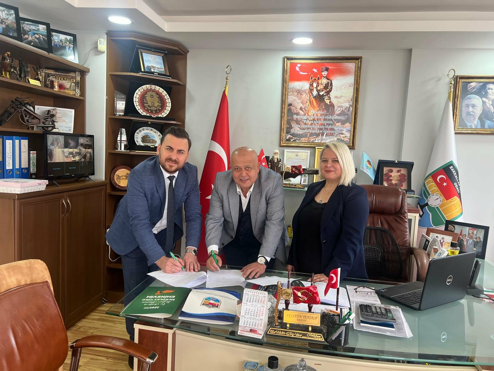 Alanya Bakkallar ve Bayiler Odası’ndan üyelerine özel konut ve araç sahipliği protokolü...