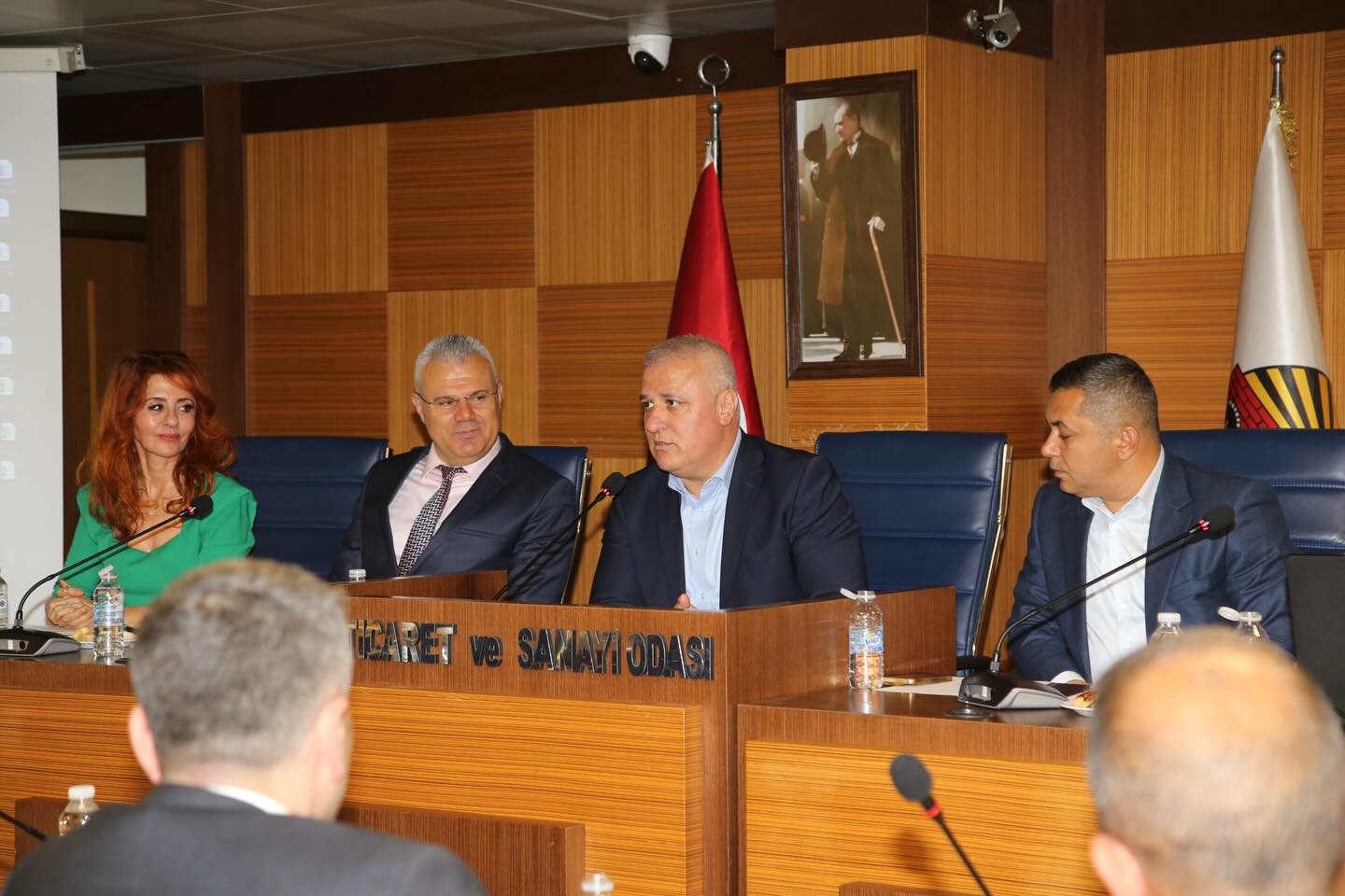 Alanya’da emlak sektörü masaya yatırıldı...