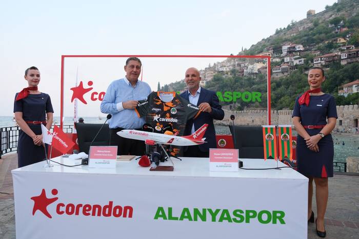 Alanyaspor'un isim sponsoru ‘Corendon’ oldu...