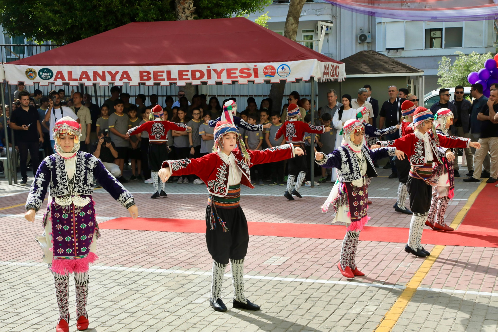 yeni öğretim yılı 4 folklor 460104580 534478122270899 4690893447854676474 n 96992