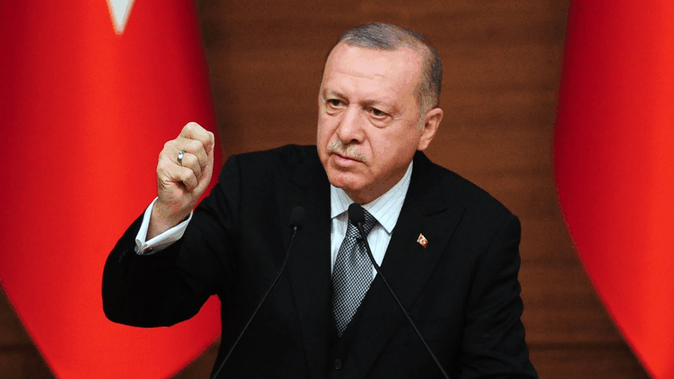 Erdoğan'dan dikkat çeken açıklama: 'Demir yumruğumuzu hazır tutuyoruz'...