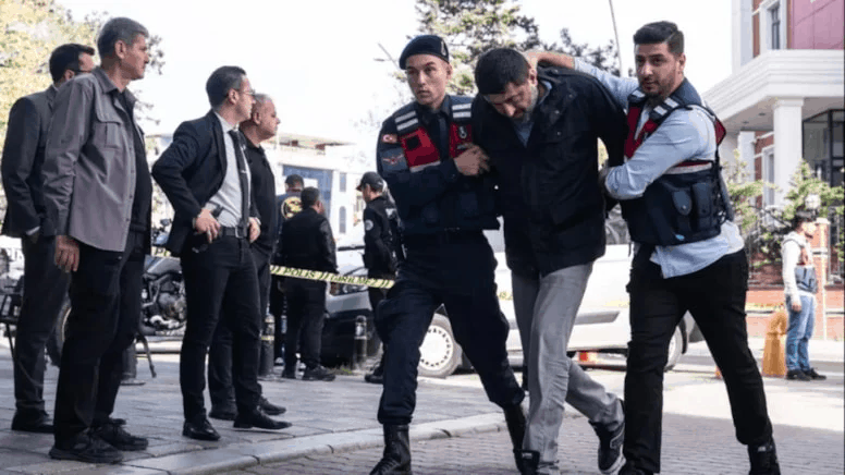 İş insanından şok tehdit: 'Hakim savcı tanımam, sıkar geçeriz'...
